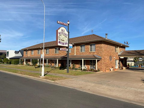 All Settlers Motor Inn Parkes - South Australia Travel 0