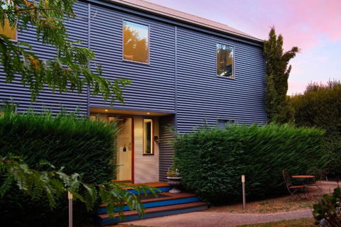 Alofi - South Australia Travel 2