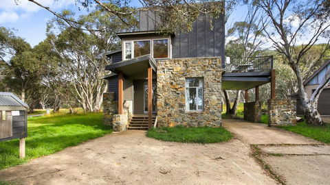 Alpine Walkabout - South Australia Travel 0