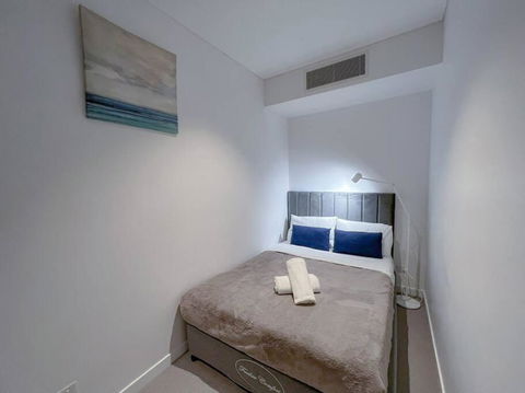 Amazing 2 Bedroom In CBD! - South Australia Travel 2