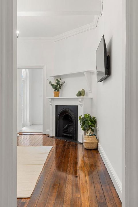 Amazing 2BR Apartment Near Barangaroo - South Australia Travel 4