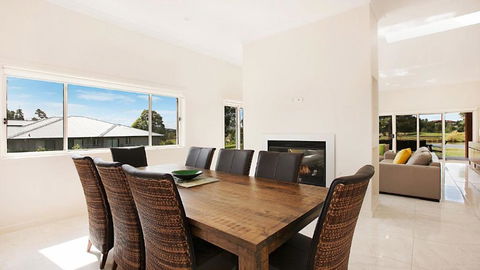 Amber Lakes - The Vintage - South Australia Travel 2