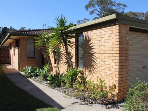 Amelia Shores - South Australia Travel 0