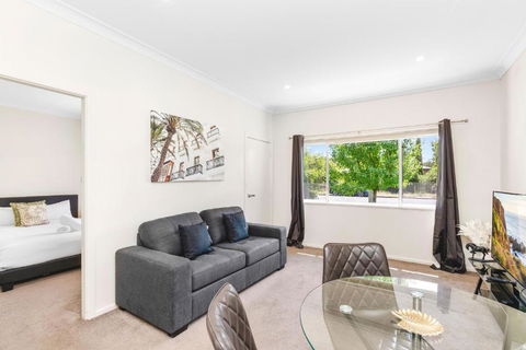 Altus Wagga Apartments - South Australia Travel 4