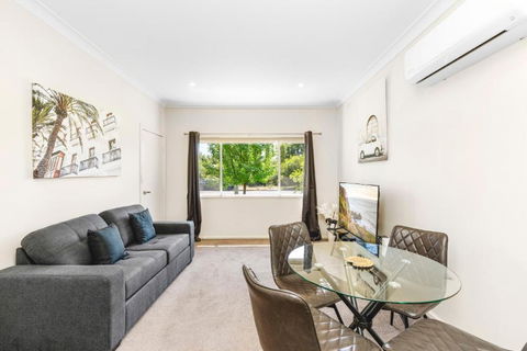 Altus Wagga Apartments - South Australia Travel 2