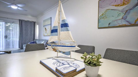 Apartment 27 - The Meridian - South Australia Travel 3