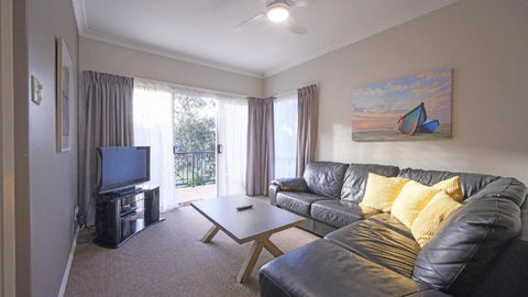 Apartment 31 - The Meridian - South Australia Travel 2