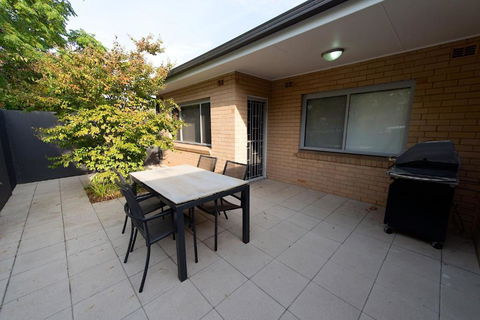 Apartments By Townhouse - South Australia Travel 1