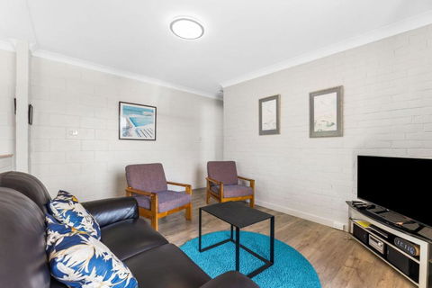 Apollo Unit 21 1st Floor - South Australia Travel 1