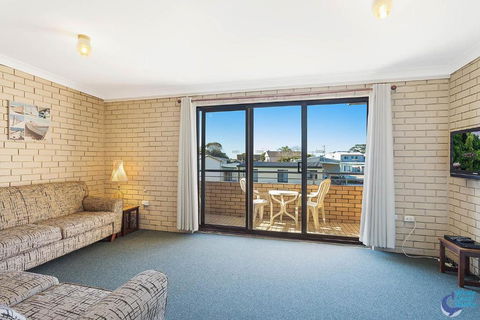 Apollo Unit 30 First Floor - South Australia Travel 1