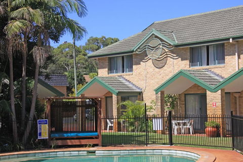 Aqua Villa Holiday Apartments - South Australia Travel 0