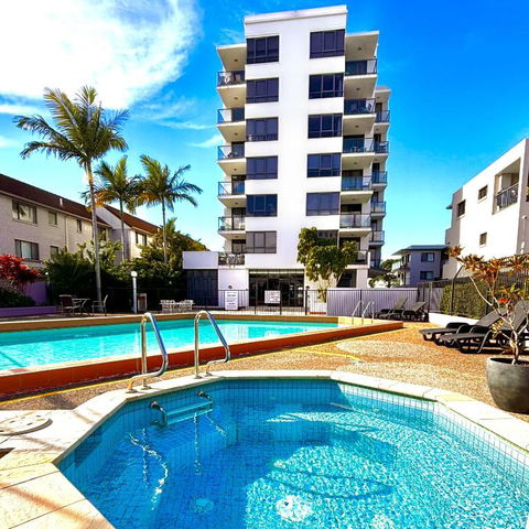 Aqualine Apartments On The Broadwater - South Australia Travel 0