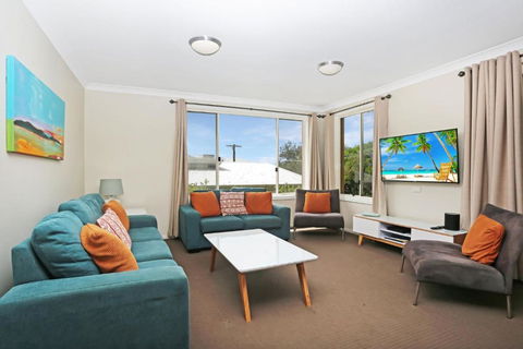 Aquarius Apartment 4 - South Australia Travel 4
