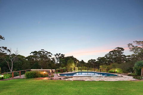Arcadia Stunning Manor Tennis & Pool & Hottub - South Australia Travel 0