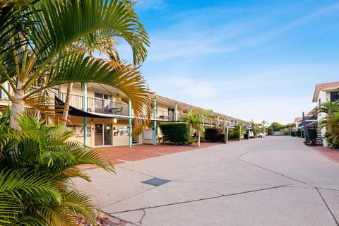 Arlia Sands Apartments - South Australia Travel 0