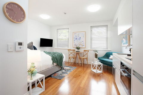 Art Deco Designer Studio In Lewisham - South Australia Travel 1