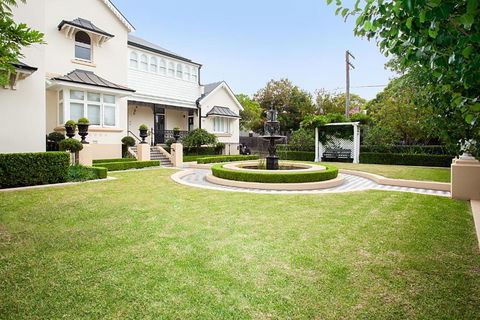 Art Deco Designer Studio In Lewisham - South Australia Travel 4