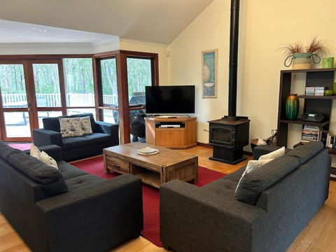 Ashleigh - In Town - Margaret River - South Australia Travel 0