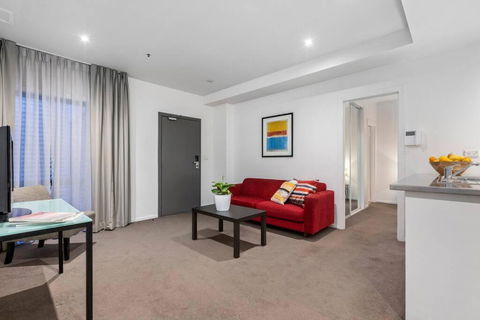 Astral Apartments. Spacious 2 Bed, 2 Bath Apartment In A Great Location. - South Australia Travel 0