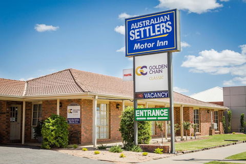Australian Settlers Motor Inn - South Australia Travel 0