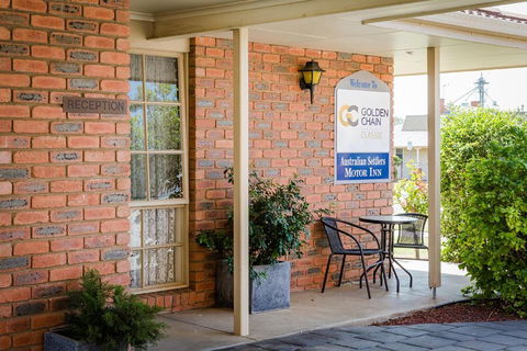 Australian Settlers Motor Inn - South Australia Travel 3