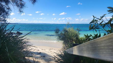AXL Orion Beach Home: Beach Front - South Australia Travel 2