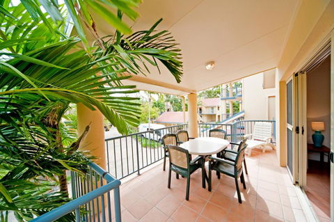 At Beach Court Holiday Villas - South Australia Travel 1