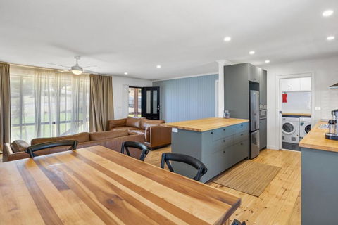 Baileys Normanville - 3 Hastings Street - South Australia Travel 4