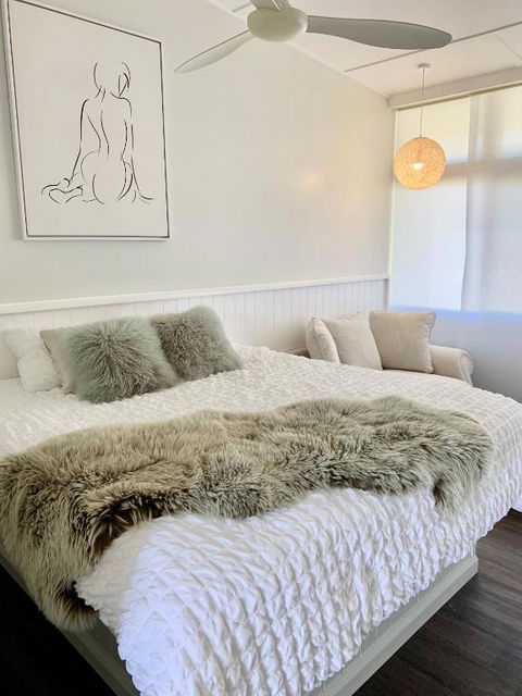 Banana Hotel Motel - South Australia Travel 0