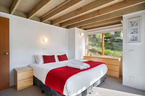 Banjo 1 Bedroom With Loft Bunk Room And Amazing Views - South Australia Travel 4