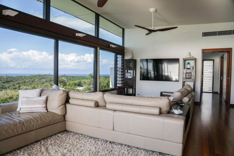 Banyandah + Stunning Ocean Views + Sleeps 8 - South Australia Travel 3