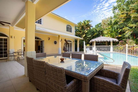 Barbados In The Tropics - 5 Bedroom Luxury Home - South Australia Travel 2