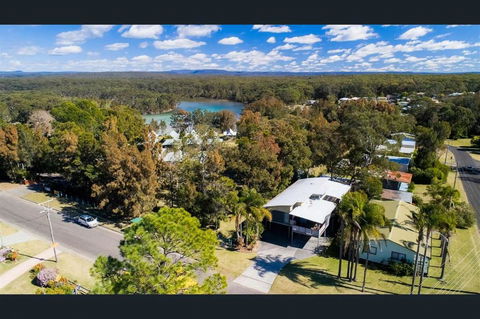 Barefoot At Berrara - South Australia Travel 0