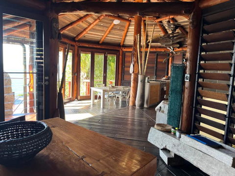 Barefoot On Bedarra - South Australia Travel 4