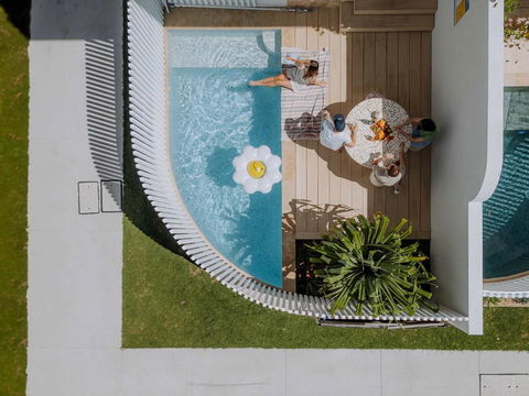 Bask At Burleigh - South Australia Travel 1