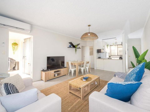 Bay Village Unit 2 47 Shoal Bay Road - South Australia Travel 3