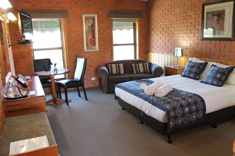 Bakery Hill Motel - South Australia Travel 4
