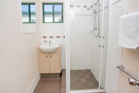 NRMA Bowen Beachfront Holiday Park - South Australia Travel 22