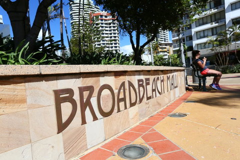 Bel Air On Broadbeach - Official - South Australia Travel 13
