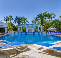 Bel Air on Broadbeach - South Australia Travel