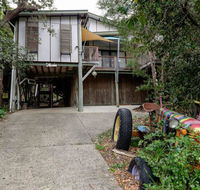 Five Bimba Tractor House - South Australia Travel