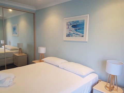 Mykonos Apartments - South Australia Travel 21
