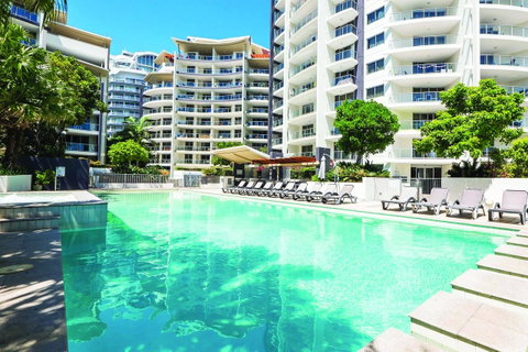 Trilogy Surfers Paradise - South Australia Travel 0
