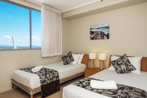 Trilogy Surfers Paradise - South Australia Travel 42