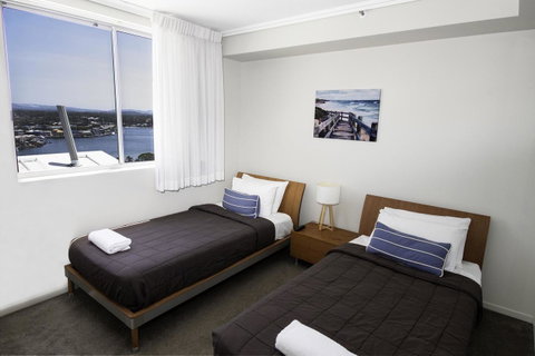 Trilogy Surfers Paradise - South Australia Travel 17