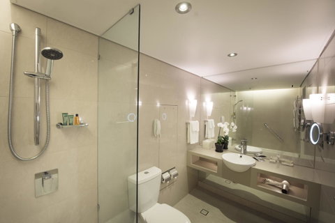 Hilton Cairns - South Australia Travel 16
