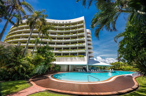 Hilton Cairns - South Australia Travel 0