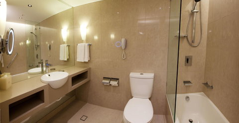 Hilton Cairns - South Australia Travel 28