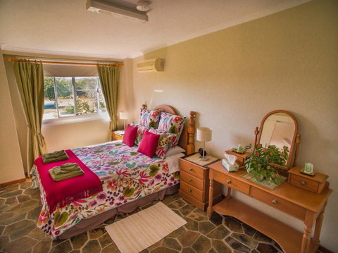 Hay Point Country BnB - South Australia Travel 3