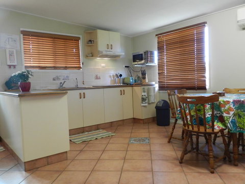 Hay Point Country BnB - South Australia Travel 12